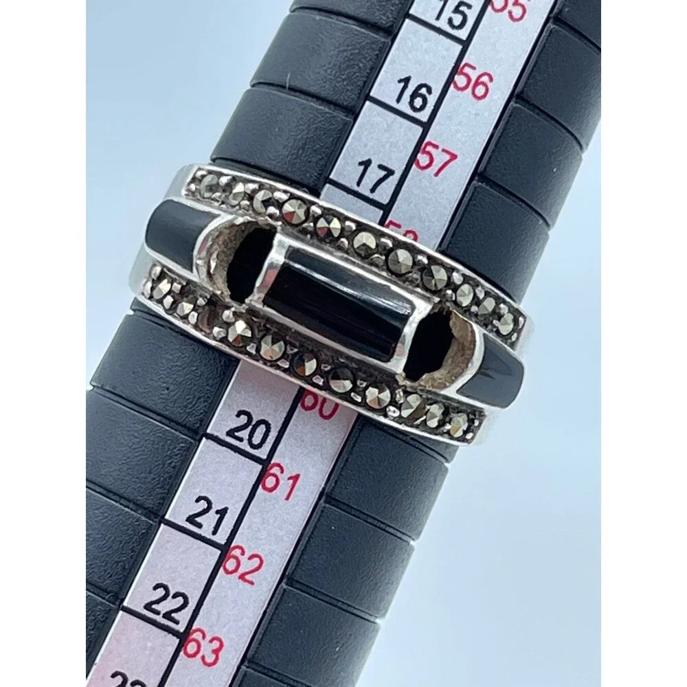 Vintage Sterling Silver 925 Band w/ 3 Cylindrical Onyx Stones Size 9